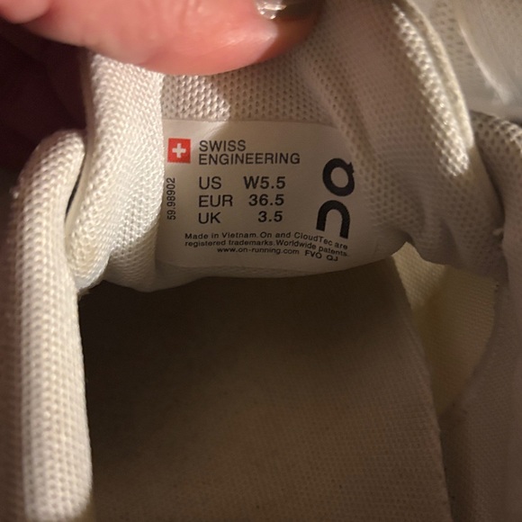 On Running Cloud Sneakers in Beige and White - Picture 2 of 4